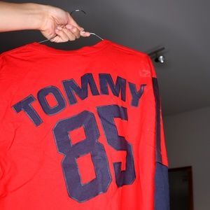 Vintage Tommy Long Sleeve!